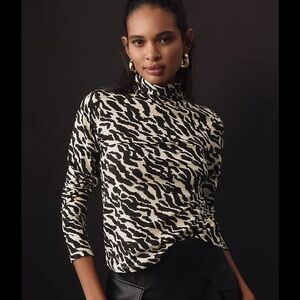 Anthropologie Hailey Printed Long Sleeve turtleneck Top medium
